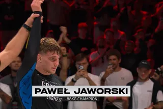Paweł Jaworski gets his hand raised in the -88 kg division